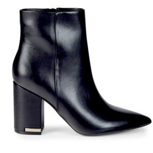 Calvin Klein Minna 2 boots size 9.